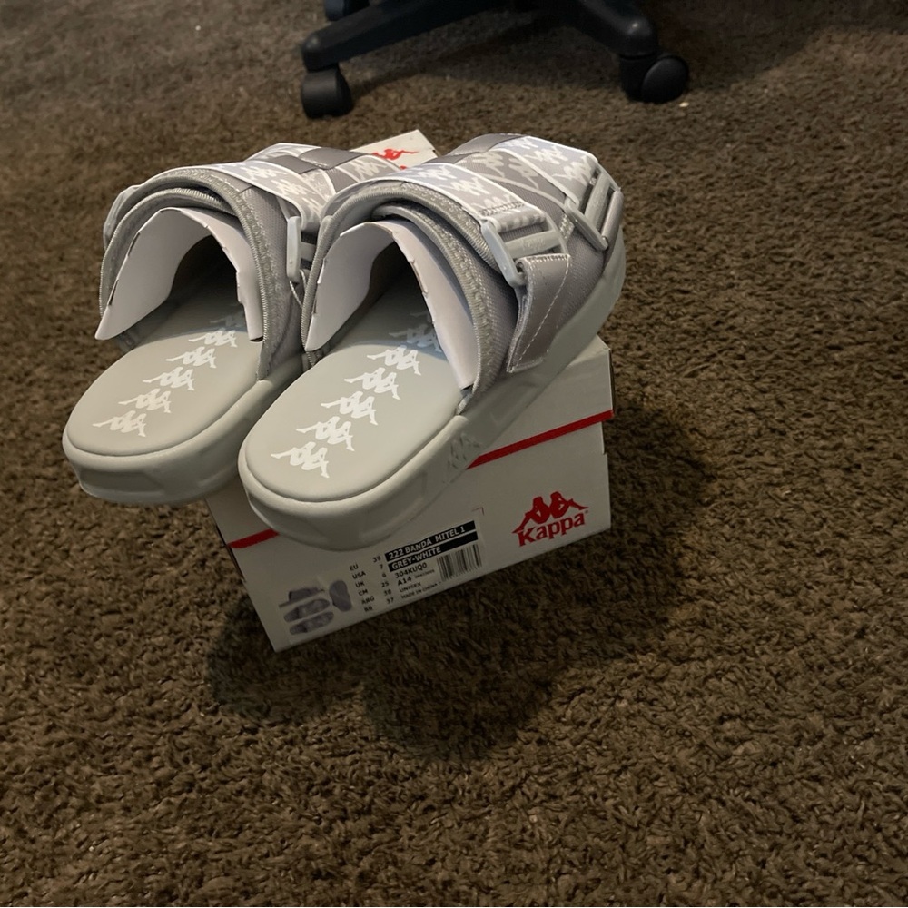 Kappa Kids Gray Slide Sandals size 6’5